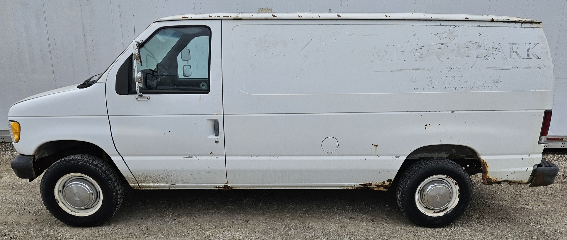 ford econoline van 2002 1FTNE24L72HA95300 image ford econoline van 2002 1FTNE24L72HA95300 image